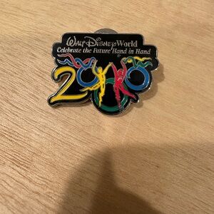 Walt Disney World 2000 Pin